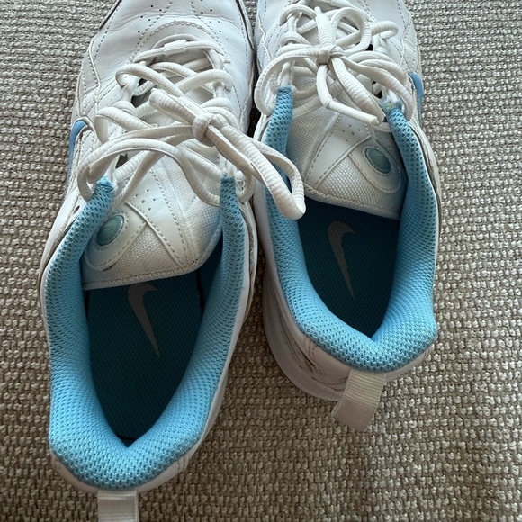 nike t-lite viii trainers - Picture 8 of 8